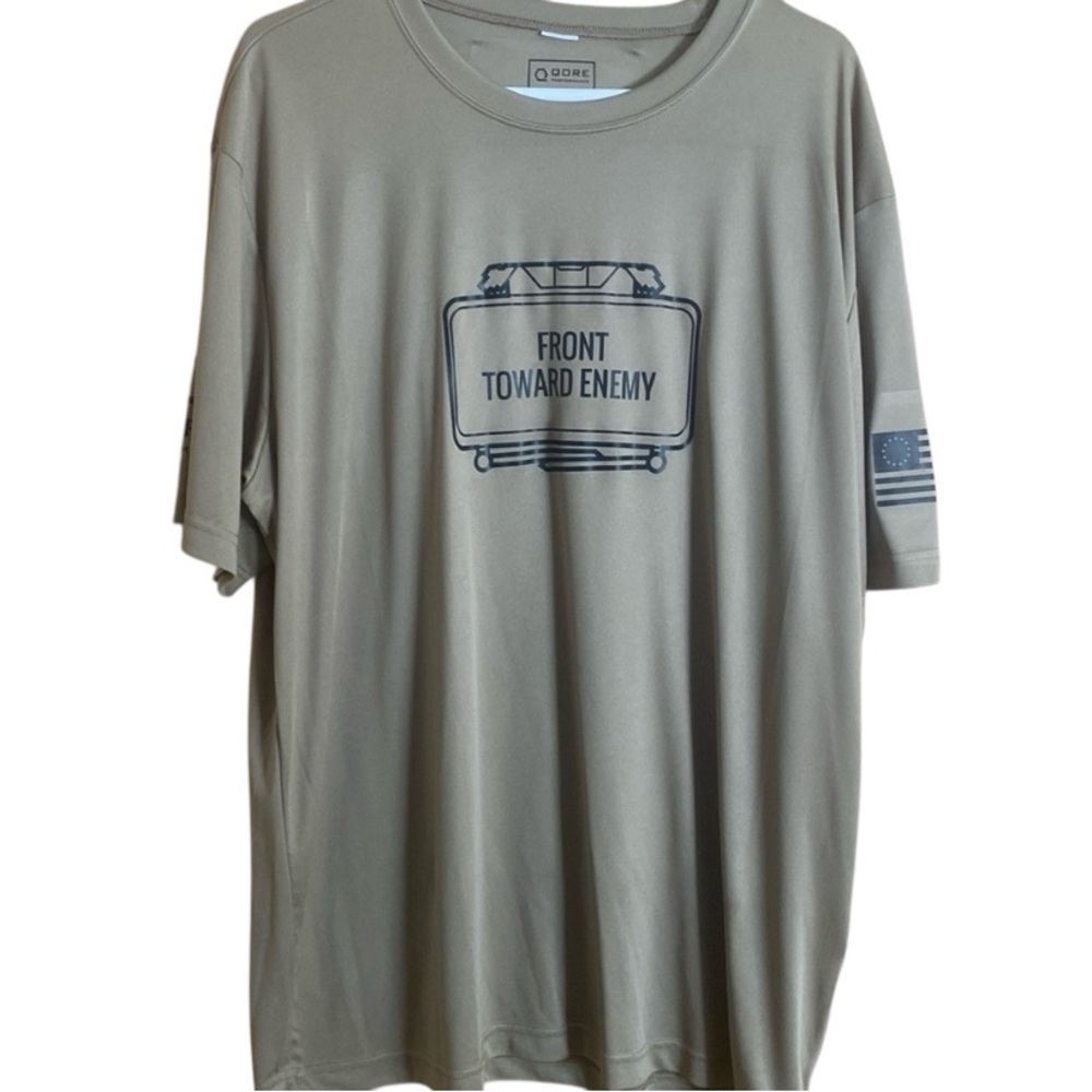 Qore Performance Claymore Activewear T-Shirt Size XL Drab Green